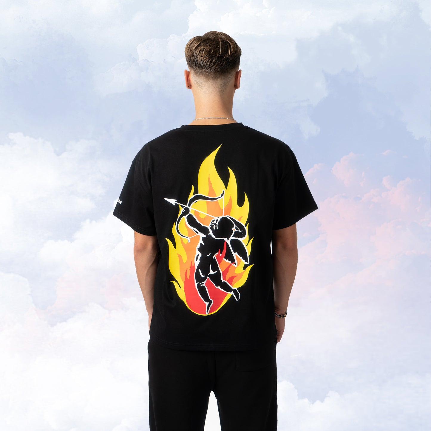 T-SHIRT CUPID IN THE BIG FLAMES